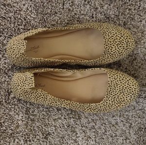 Universal thread flats